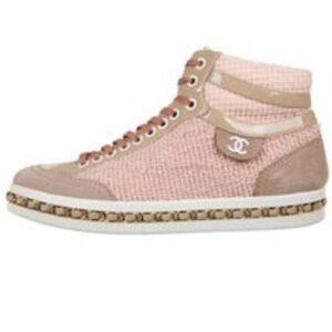 Chanel logo espadrilles sneaker  great shoe great color combo. Only worn 2x